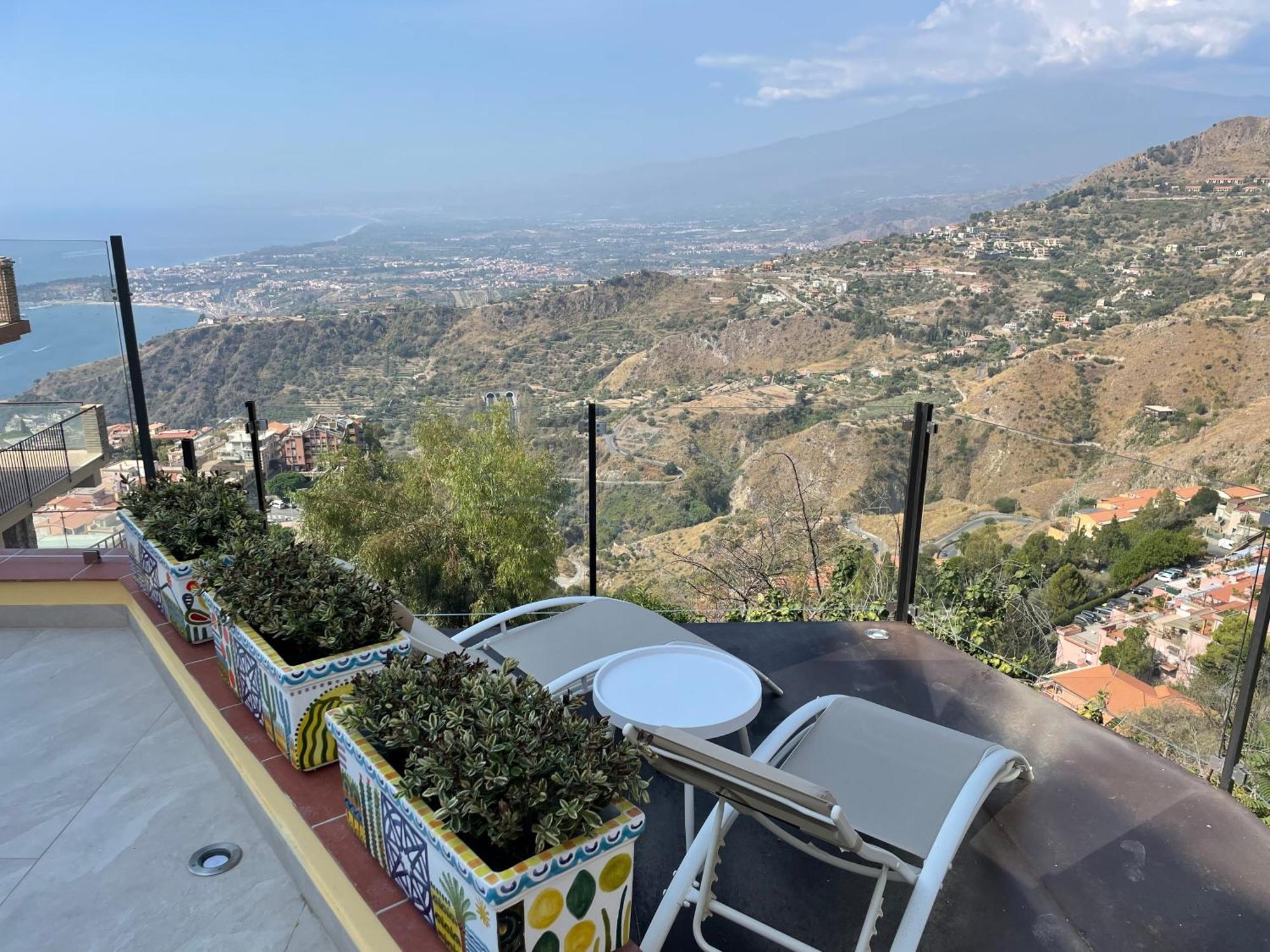 Villa Da Vinci Luxury Panoramic Apartments - Taormina Rooms Collection Eksteriør bilde