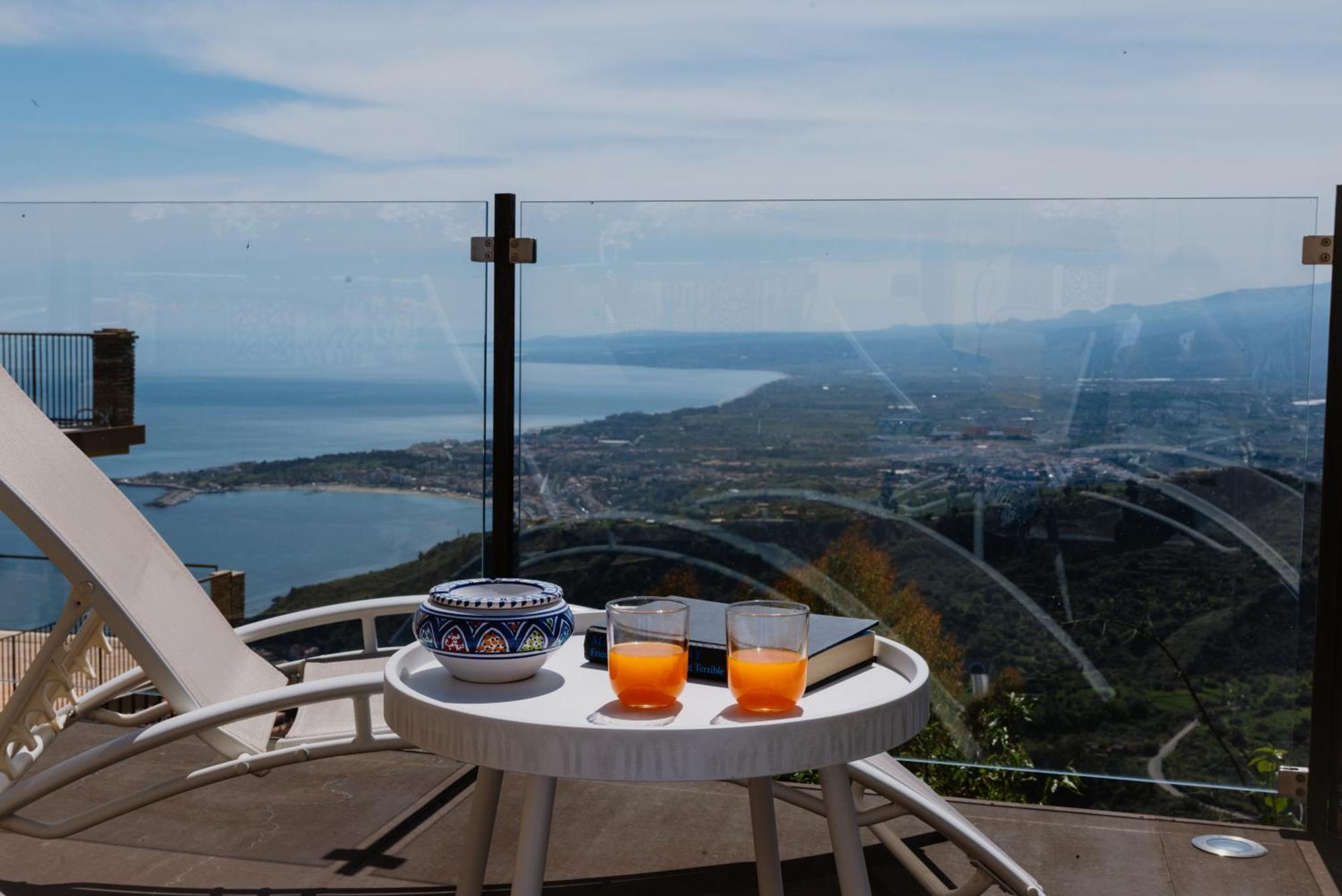 Villa Da Vinci Luxury Panoramic Apartments - Taormina Rooms Collection Eksteriør bilde
