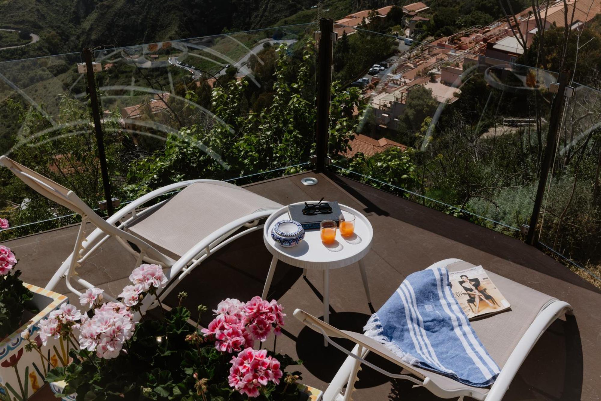 Villa Da Vinci Luxury Panoramic Apartments - Taormina Rooms Collection Eksteriør bilde